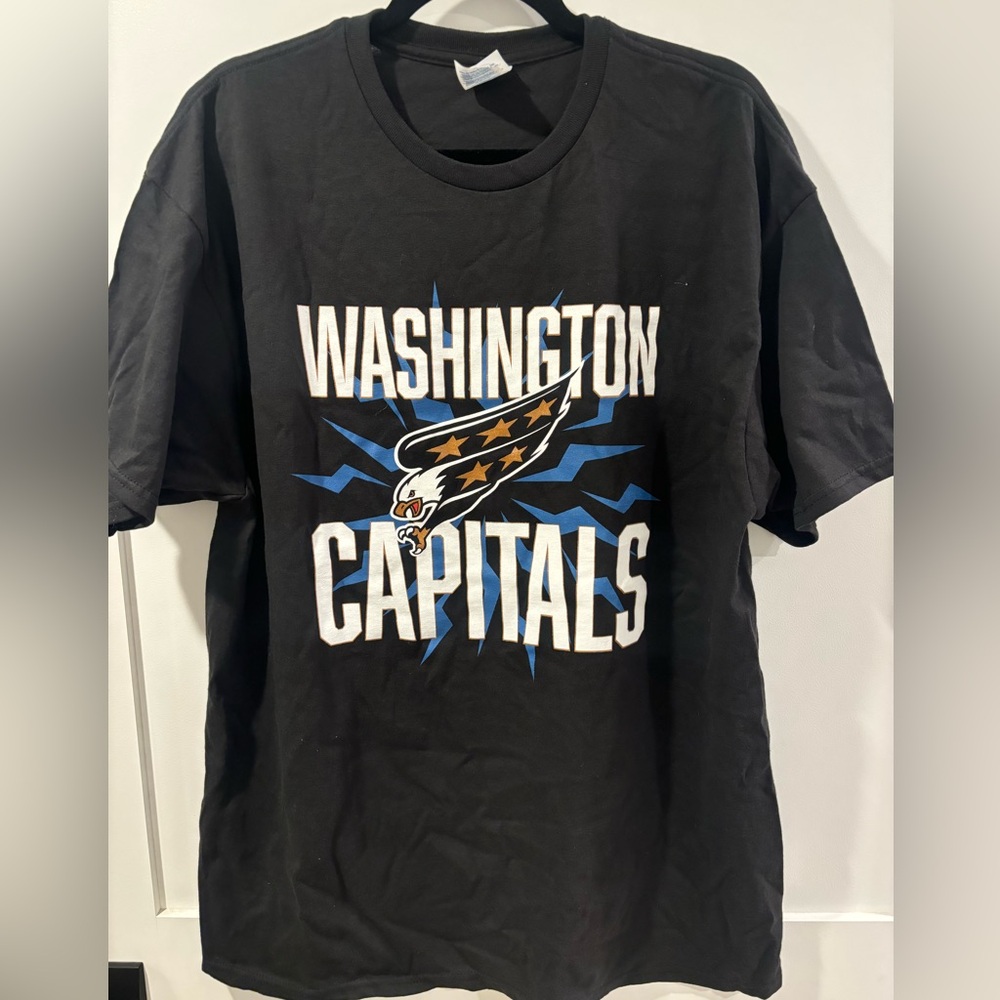 Washington Capitals Hockey Tshirt XL